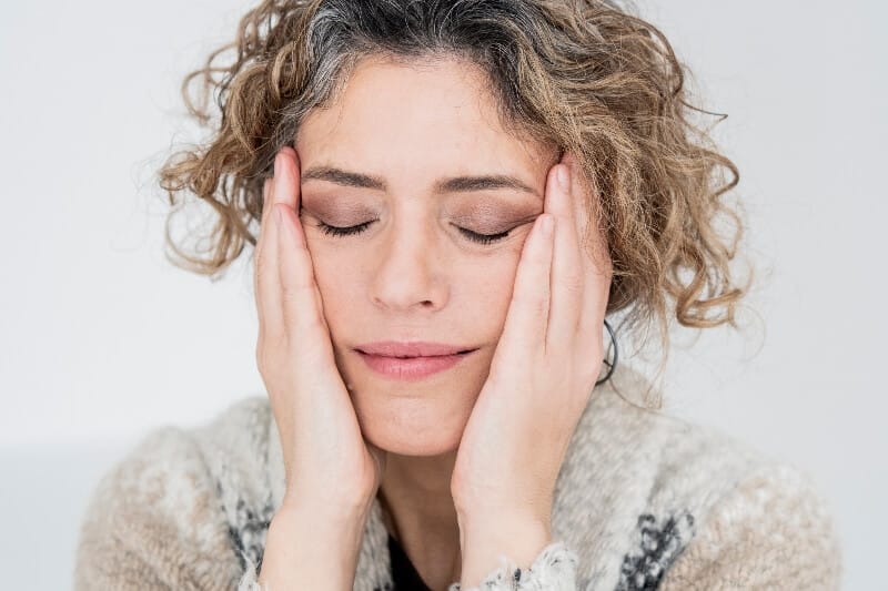 Jak radzić sobie z jesienno-zimowym poczuciem przygnębienia